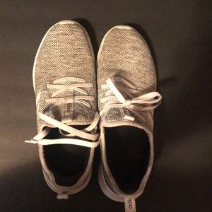 Adidas Cloudfoam grey black and white